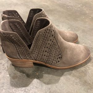 Vince Camuto Booties